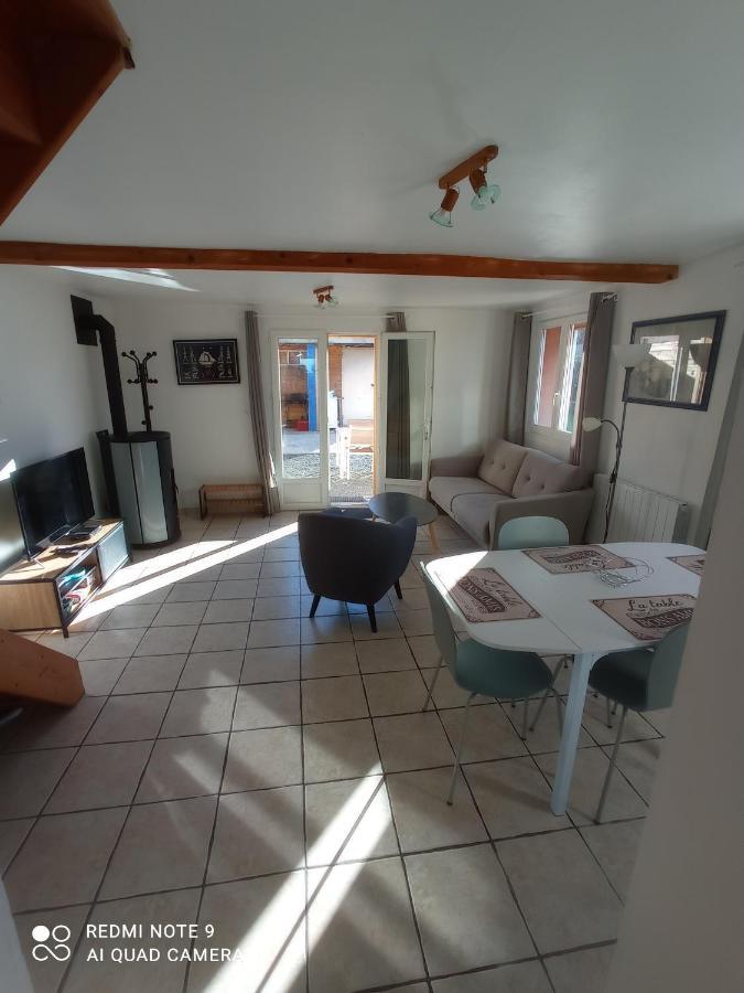 Gite La Hulotte Saint-Laurent-sur-Mer Exterior foto